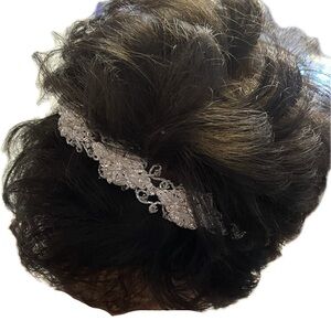 NWOT Elegant Silver Beaded Headband